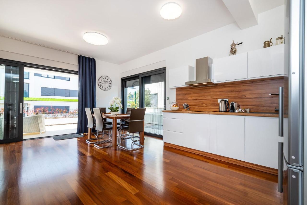 Apartman Darija Sukošan Exteriör bild