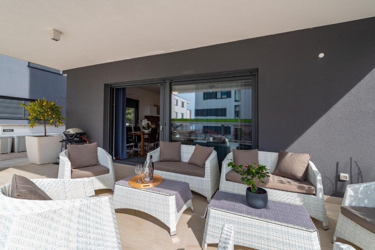 Apartman Darija Sukošan Exteriör bild